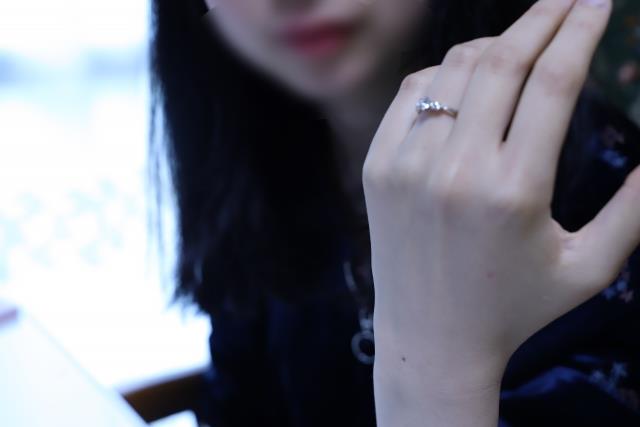婚約指輪